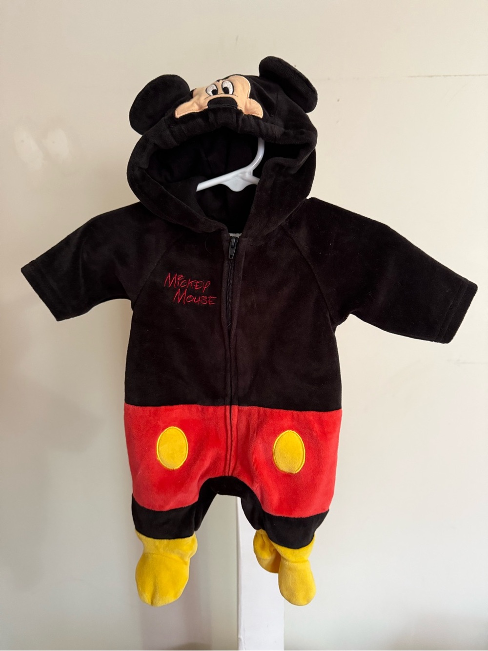Newborn Disney Mickey Mouse Outfit